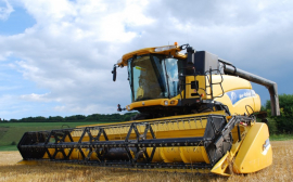 На Кубани запустят производство белорусских комбайнов и зерновозов