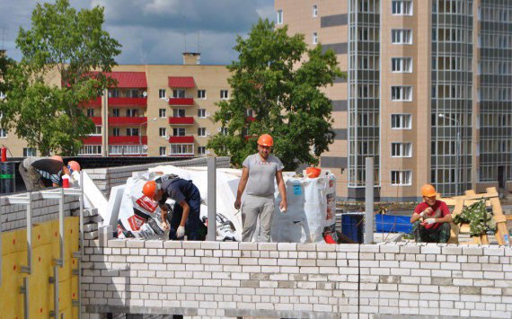 В Краснодаре количество выданных разрешений на строительство сократилось вдвое