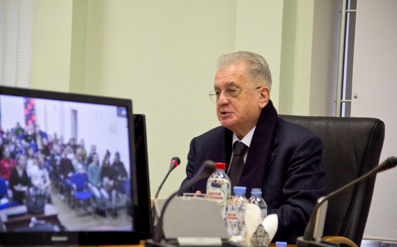 «Ростелеком» организовал видеоконференцию с генеральным директором Государственного Эрмитажа Михаилом Пиотровским 